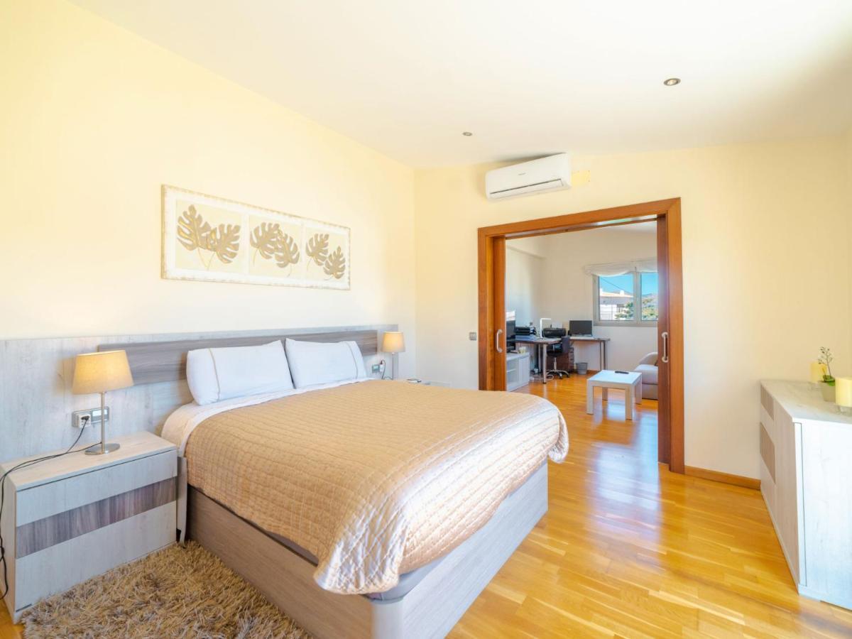 Son Jil By Interhome